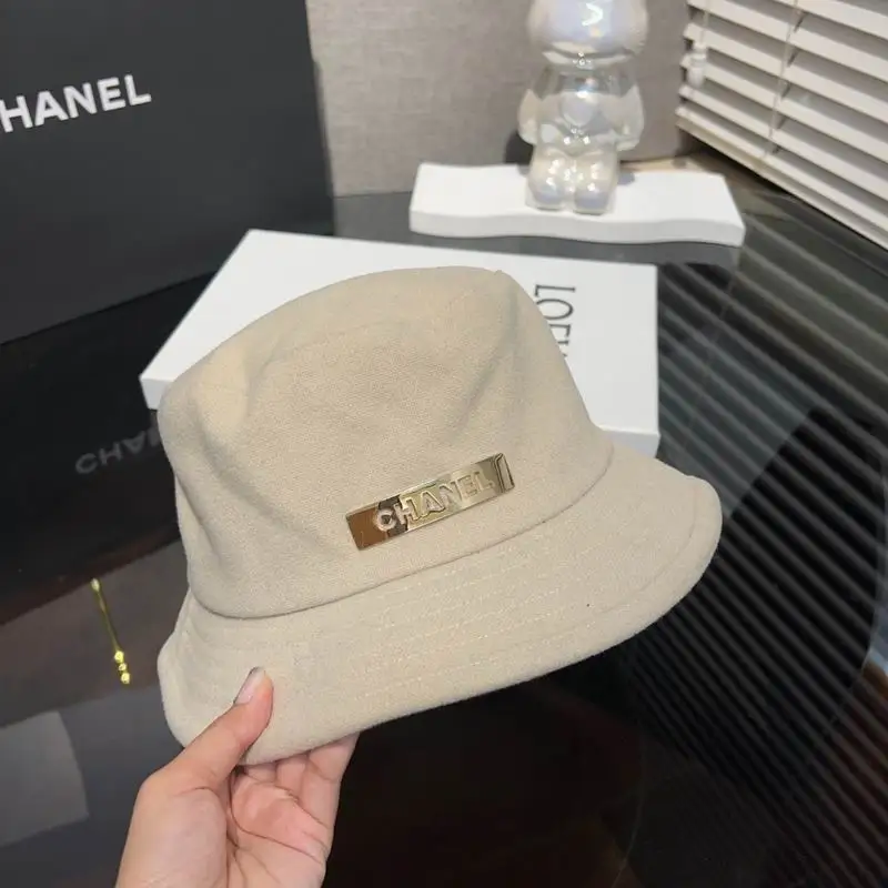 Chanel Hat 93 (1)